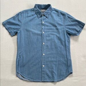 BONOBOS - Soft Chambray Blue Casual Button Down Shirt - Small - Slim - Short